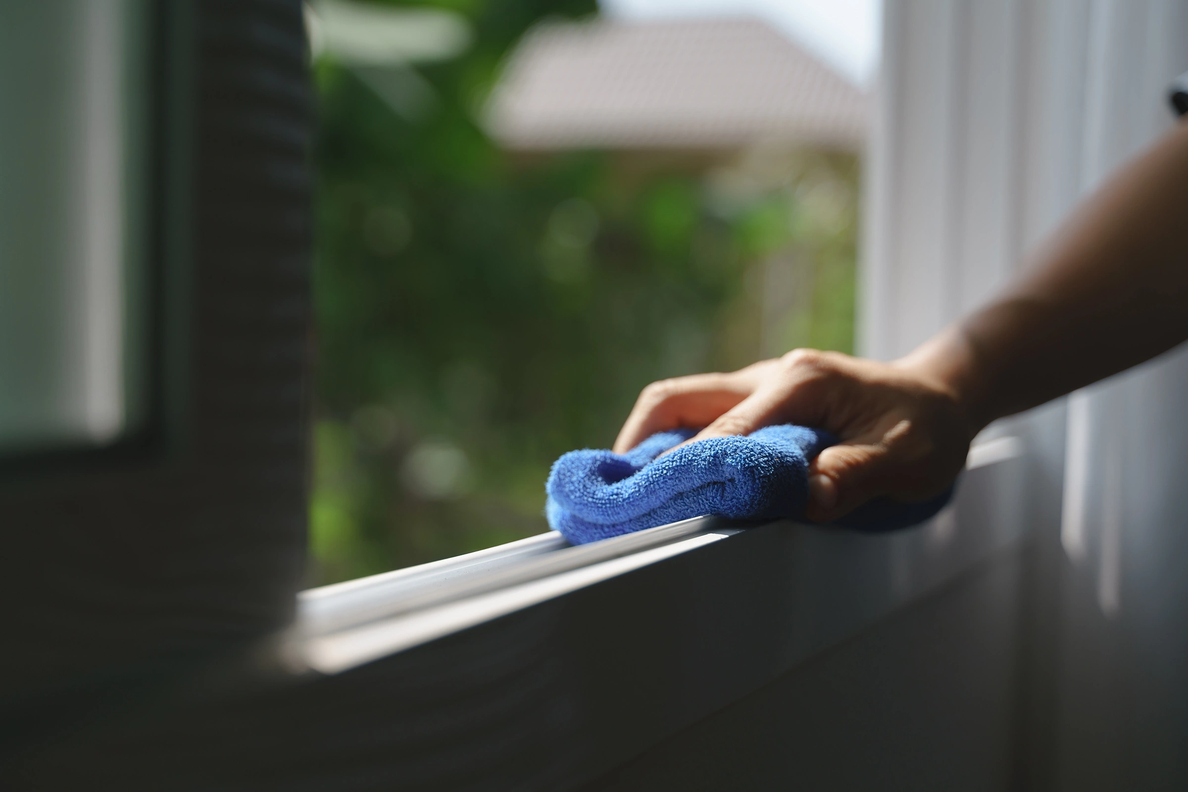 Professional residential window cleaning in Gibraltar during the best time of year to remove Saharan dust.